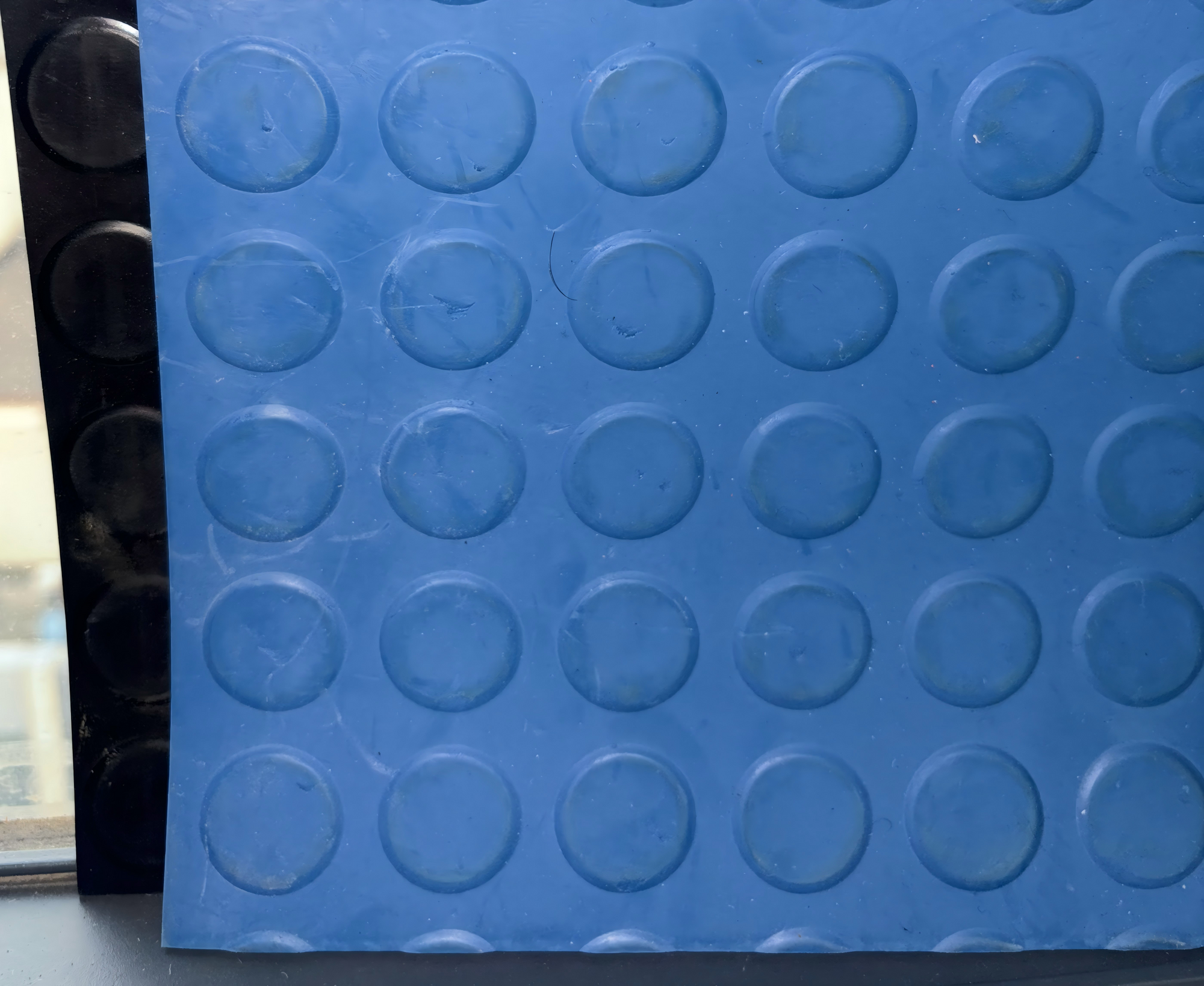 Round Dot Rubber Flooring